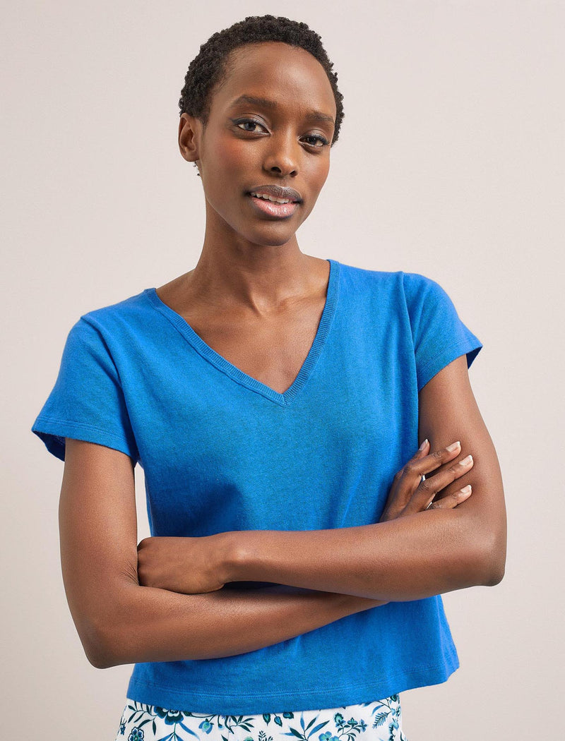 Madison Linen Blend V Neck Knit T-Shirt - Bright Blue