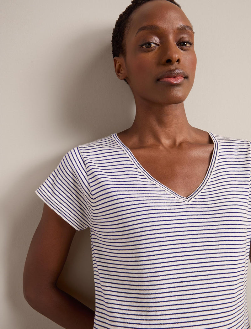 Madison Linen Blend V Neck Knit T-Shirt - White Navy Stripe