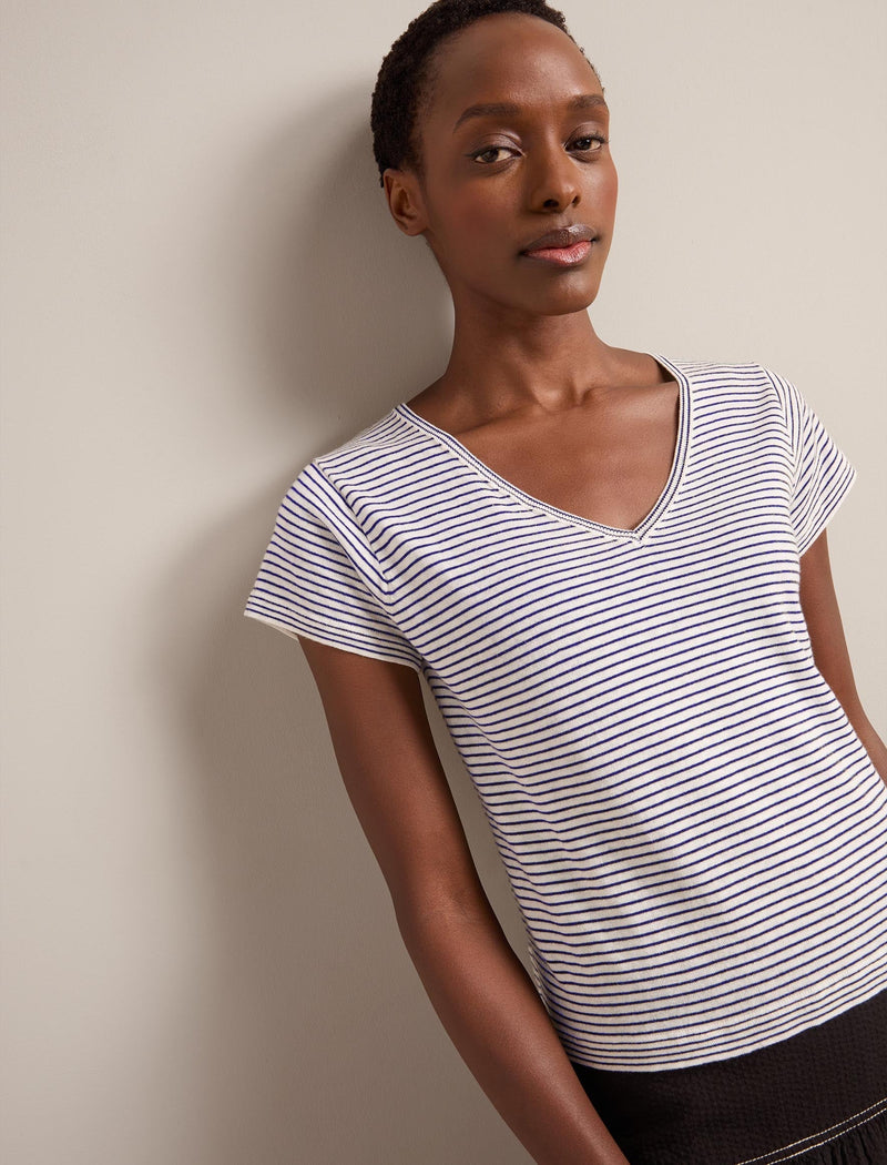 Madison Linen Blend V Neck Knit T-Shirt - White Navy Stripe