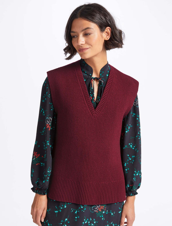 Janice Wool V Neck Sleeveless Jumper - Dark Red
